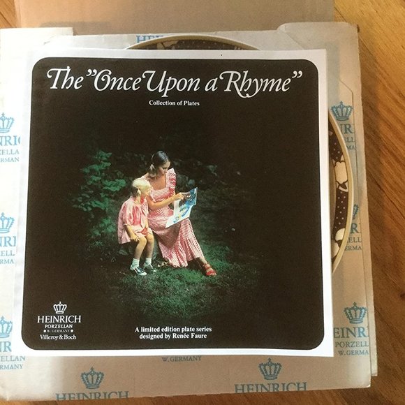 Roses Are Red Collector Plate - Picture 4 of 5